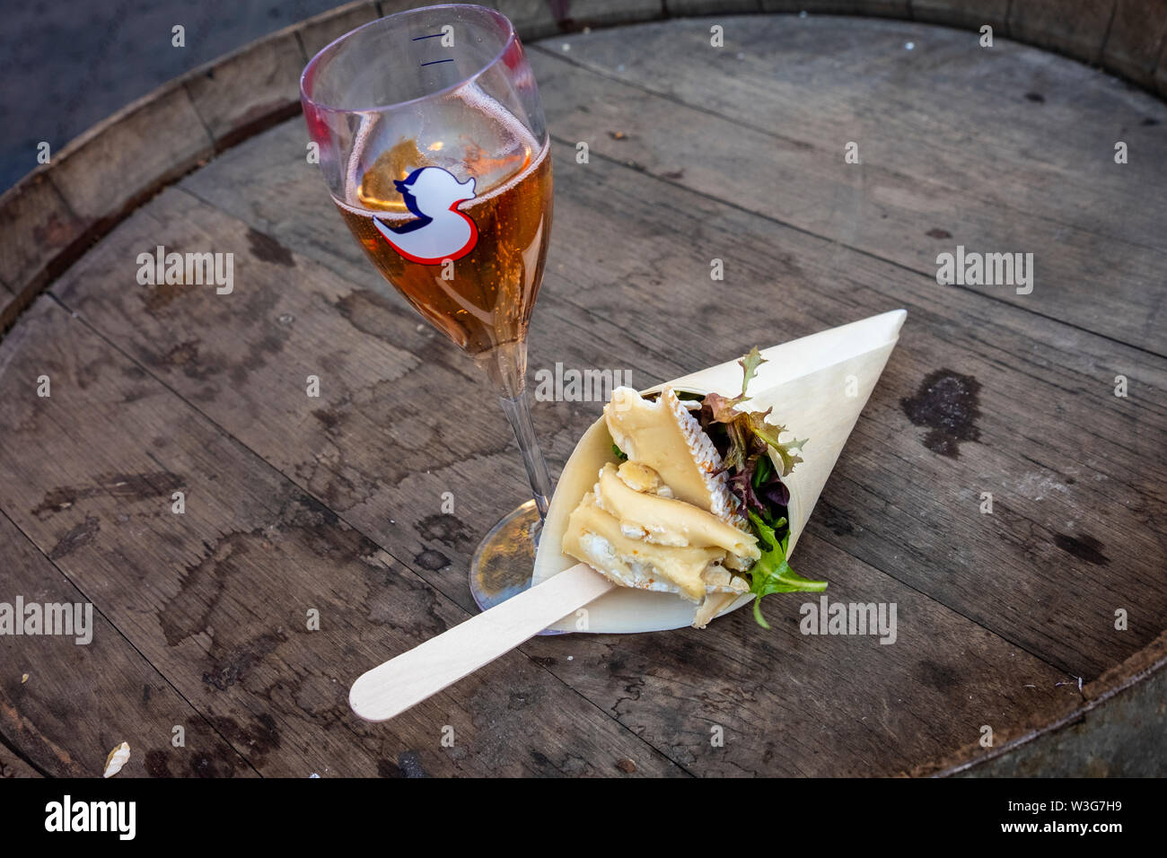 La Bastille est un Sydney​ Festival culturel français célébration de la nourriture, du vin et de l'art, qui a lieu chaque année à Sydney Circular Quay et The Rocks, Australie Banque D'Images