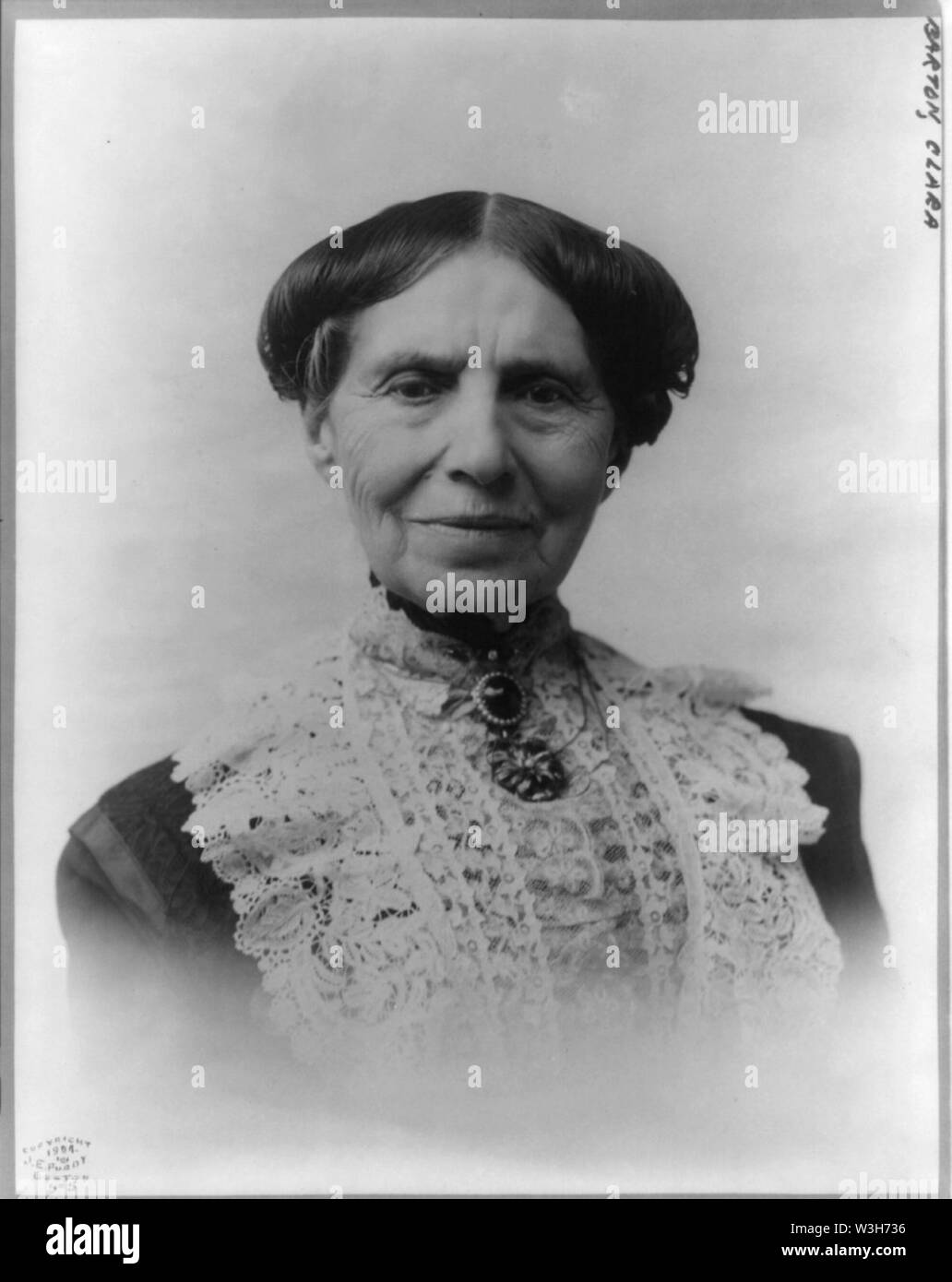 Clara Barton, portrait en buste, vieillesse Banque D'Images