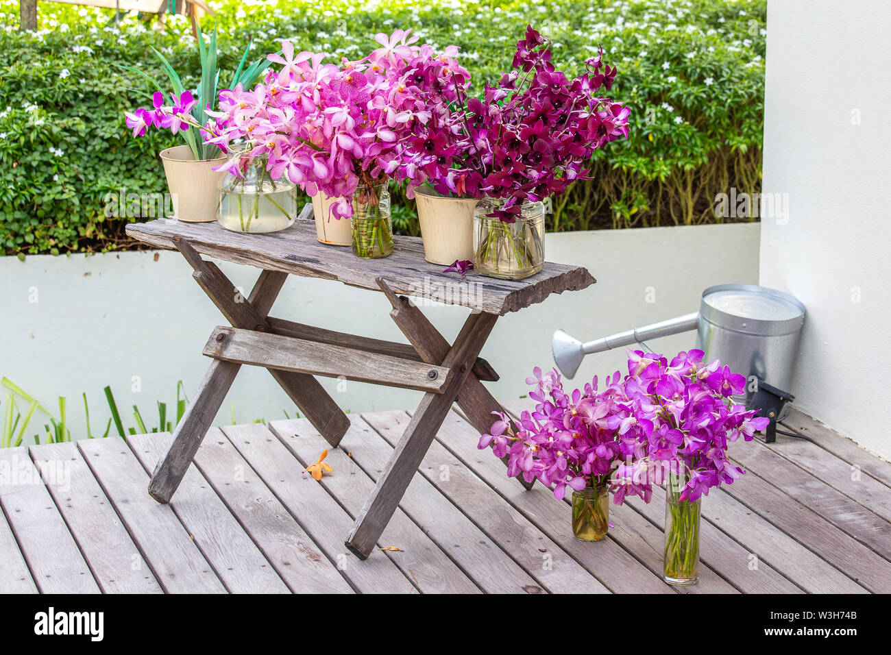 Exotic Flower Bouquet Bunch In Banque D Image Et Photos Alamy