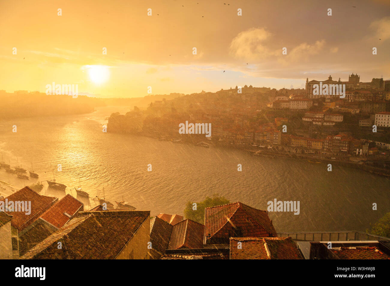 Vue urbaine avec Porto Douro Banque D'Images