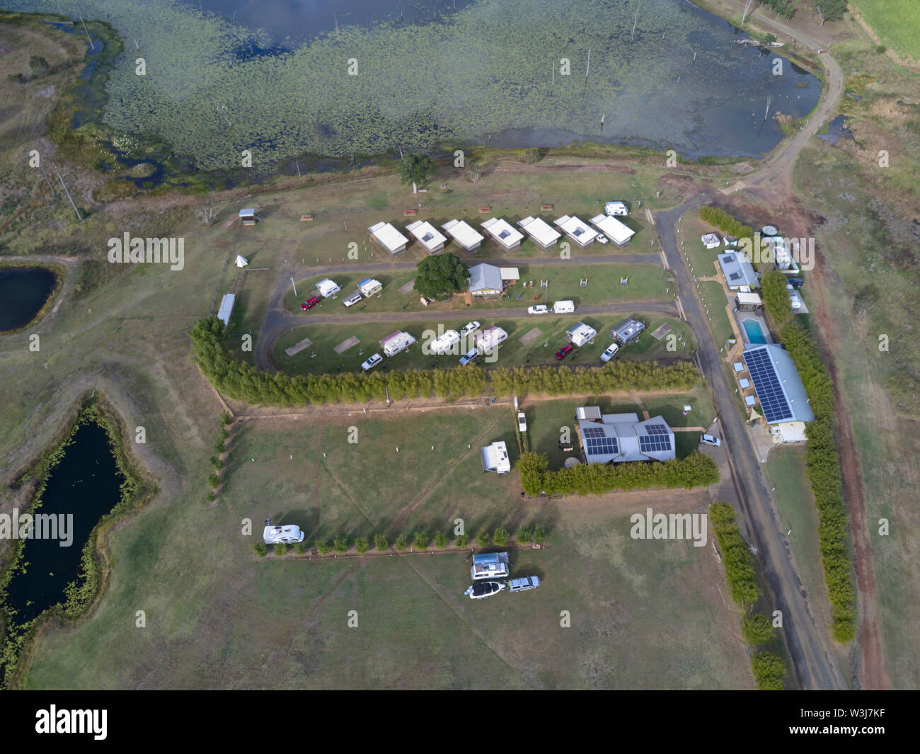 Caravan Park dans le contexte rural autour de Childers Queensland Australie Banque D'Images
