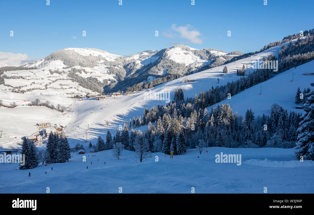 L'hiver dans les montagnes du Tyrol, Autriche Banque D'Images