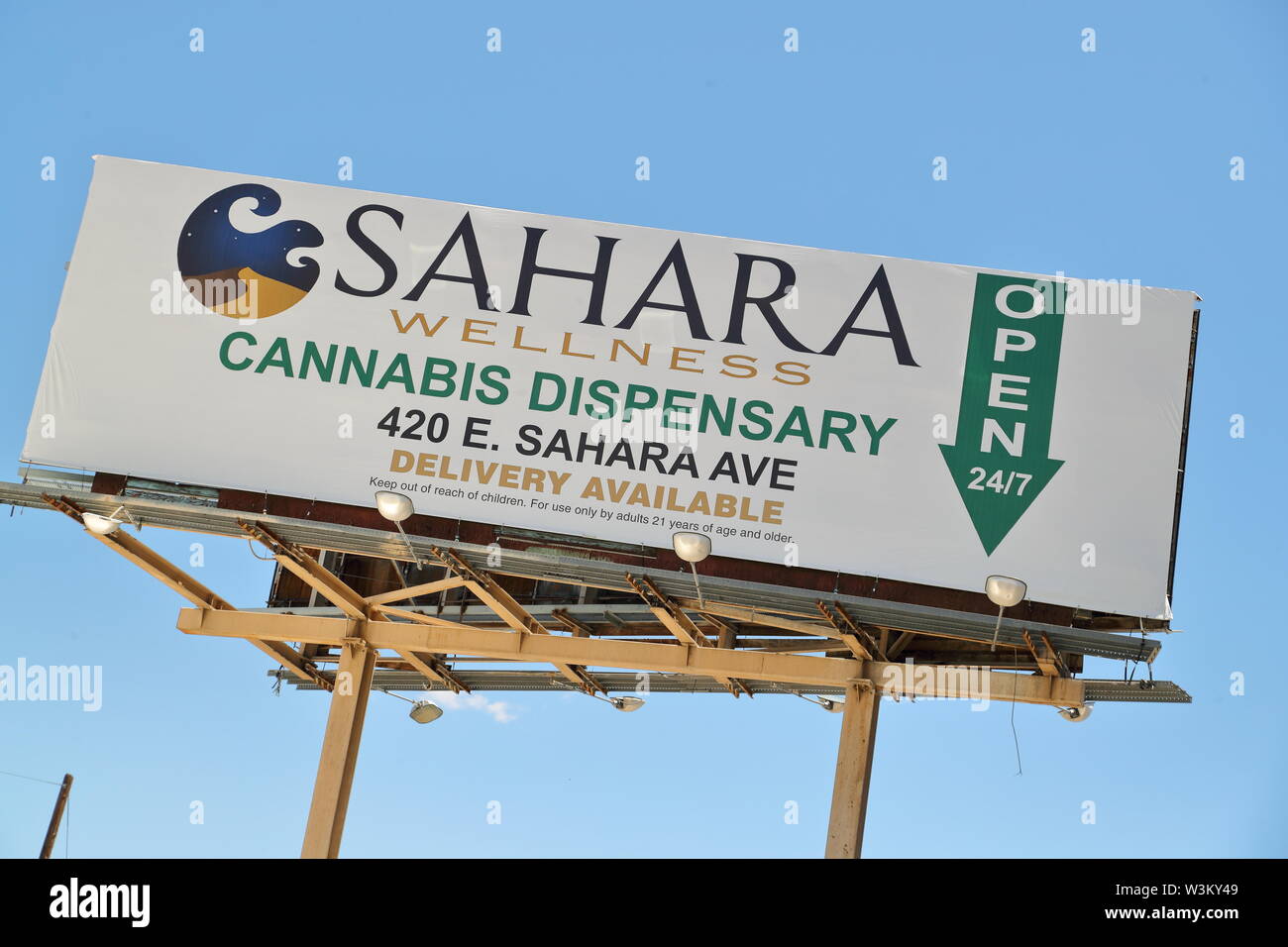 Panneau publicitaire pour le Sahara dispensaire de cannabis à Las Vegas, Nevada, USA Banque D'Images