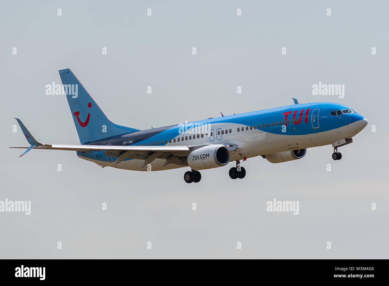 OO-TNC Boeing 737-8K5-35146 le 11 juillet 2019, l'atterrissage sur les pistes de Paris Roissy à la fin de vol TUI Fly Belgique TO7521 à partir de Marrakech Banque D'Images