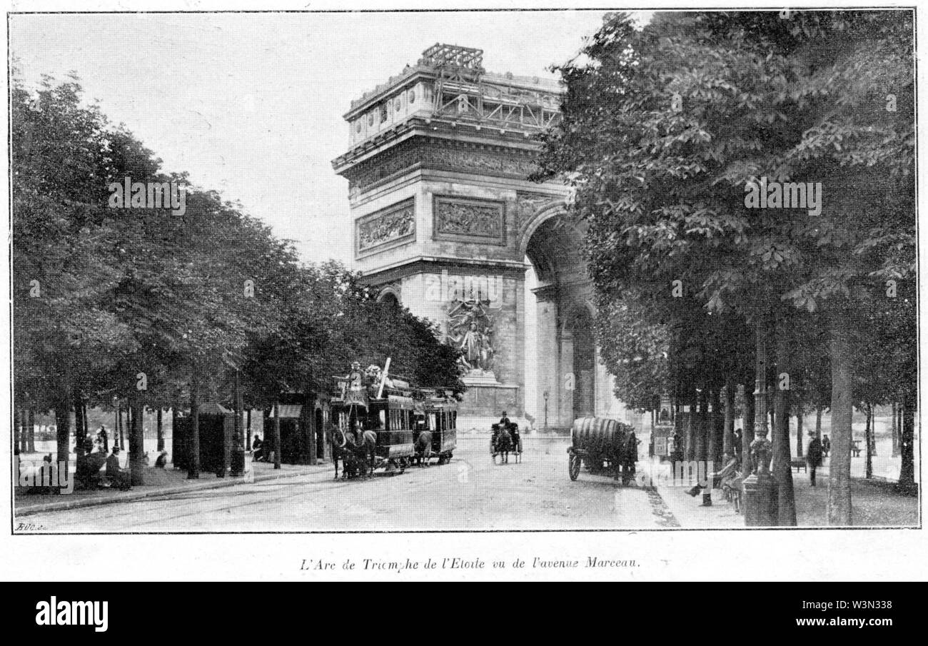 Clément Maurice Paris en plein air, BUC, 1897,074 L'Arc deTriomphe de l'Étoile vu de l'avenue Marceau. Banque D'Images