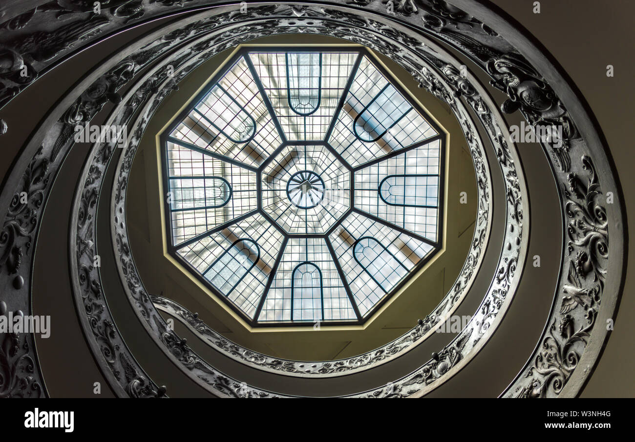 Bramante escalier dans Musées du Vatican dans la Cité du Vatican Banque D'Images