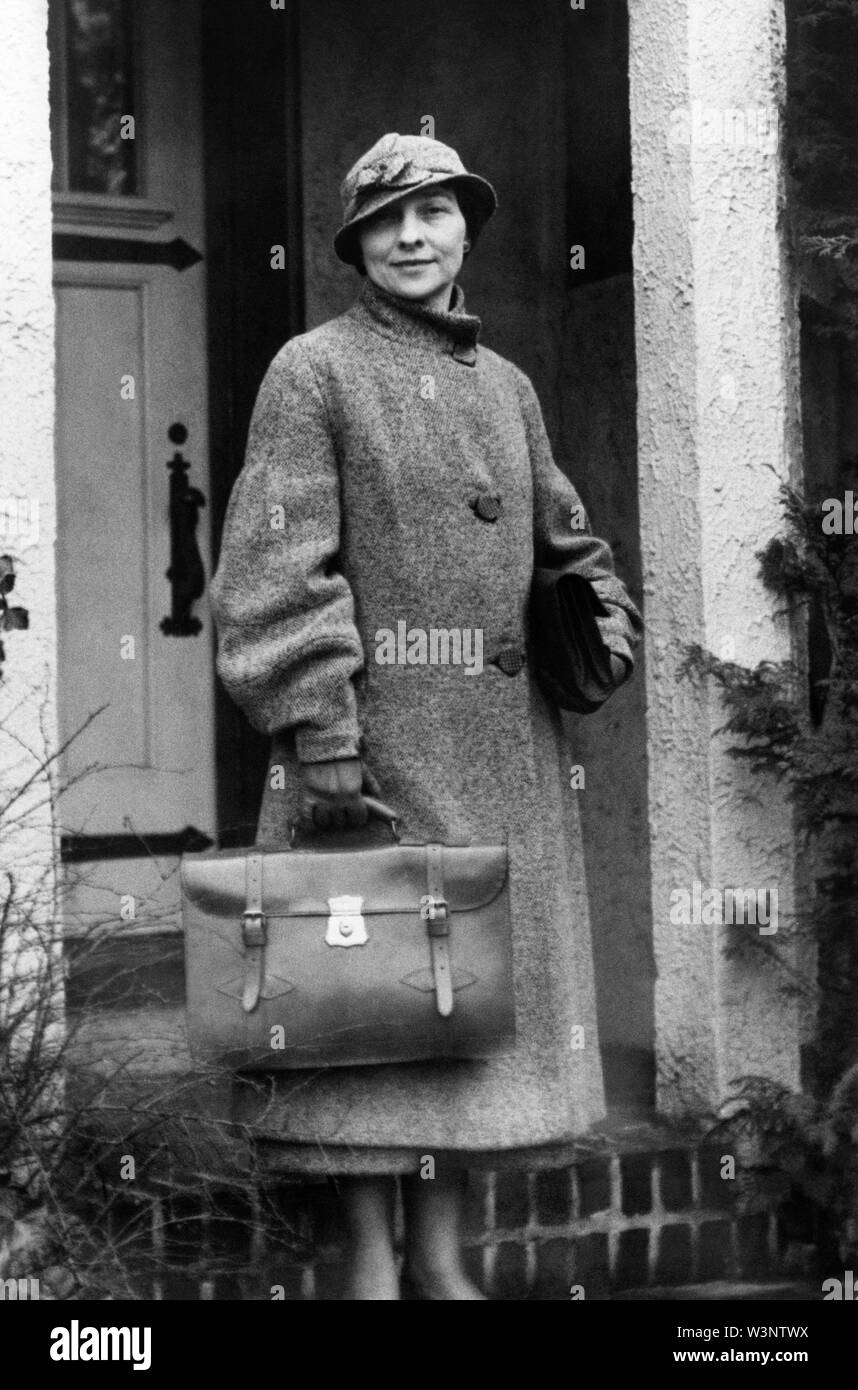 Smith Elizebeth Friedman (1892-1980) a été une brillante cryptanalyste et pionnier de la cryptologie des États-Unis. Elle était mariée à cryptologue William Friedman et est connu comme 'America's first female cryptanalyste.' Elle a travaillé avec divers organismes américains à briser codes au cours de la première et la DEUXIÈME GUERRE MONDIALE, et pendant la Prohibition elle 12.2005 les codes de rum runners et trafiquants internationaux. (Photo vers les années 1940) Banque D'Images