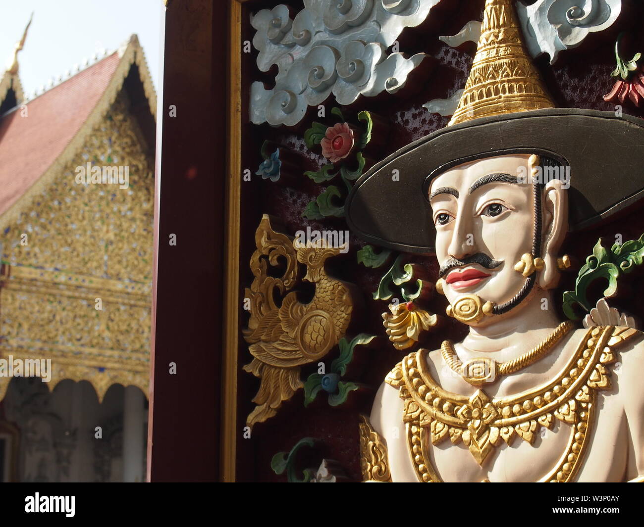 Statue d'Homme avec moustache, Wat Jedlin, Chiang Mai, Thaïlande Banque D'Images