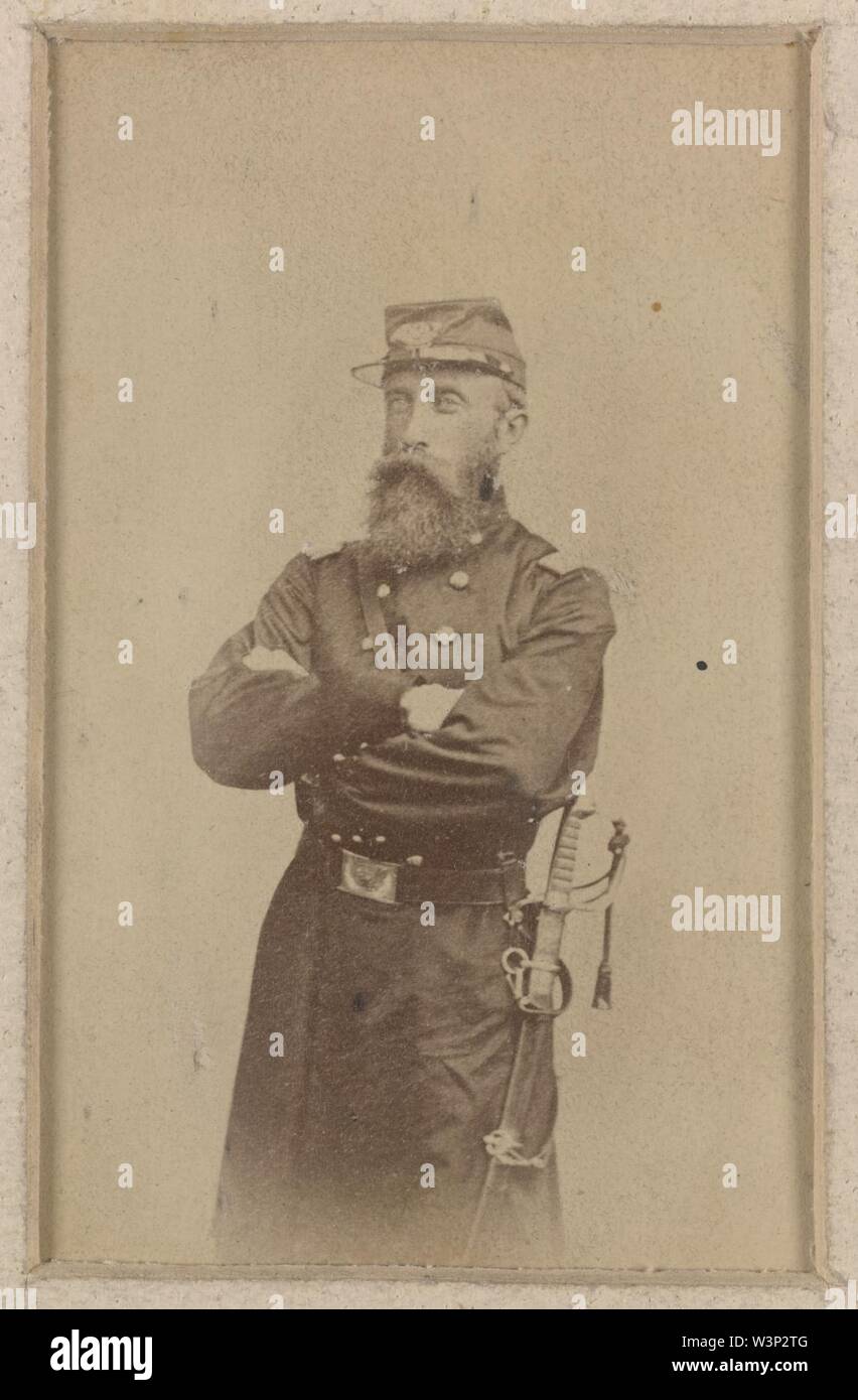 Le Colonel Francis L. Lee du 4e Bataillon d'infanterie du Massachusetts et 44e Régiment d'infanterie du Massachusetts en uniforme avec épée Banque D'Images