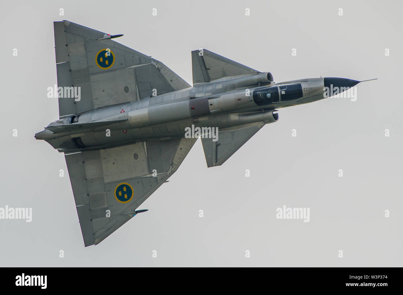 Le Saab 37 Viggen suédois '' Thunderbolt, un seul moteur de gamme moyenne à courte et de chasse des aéronefs d'attaque. Avion à réaction. Vol historique de la Force aérienne suédoise Banque D'Images