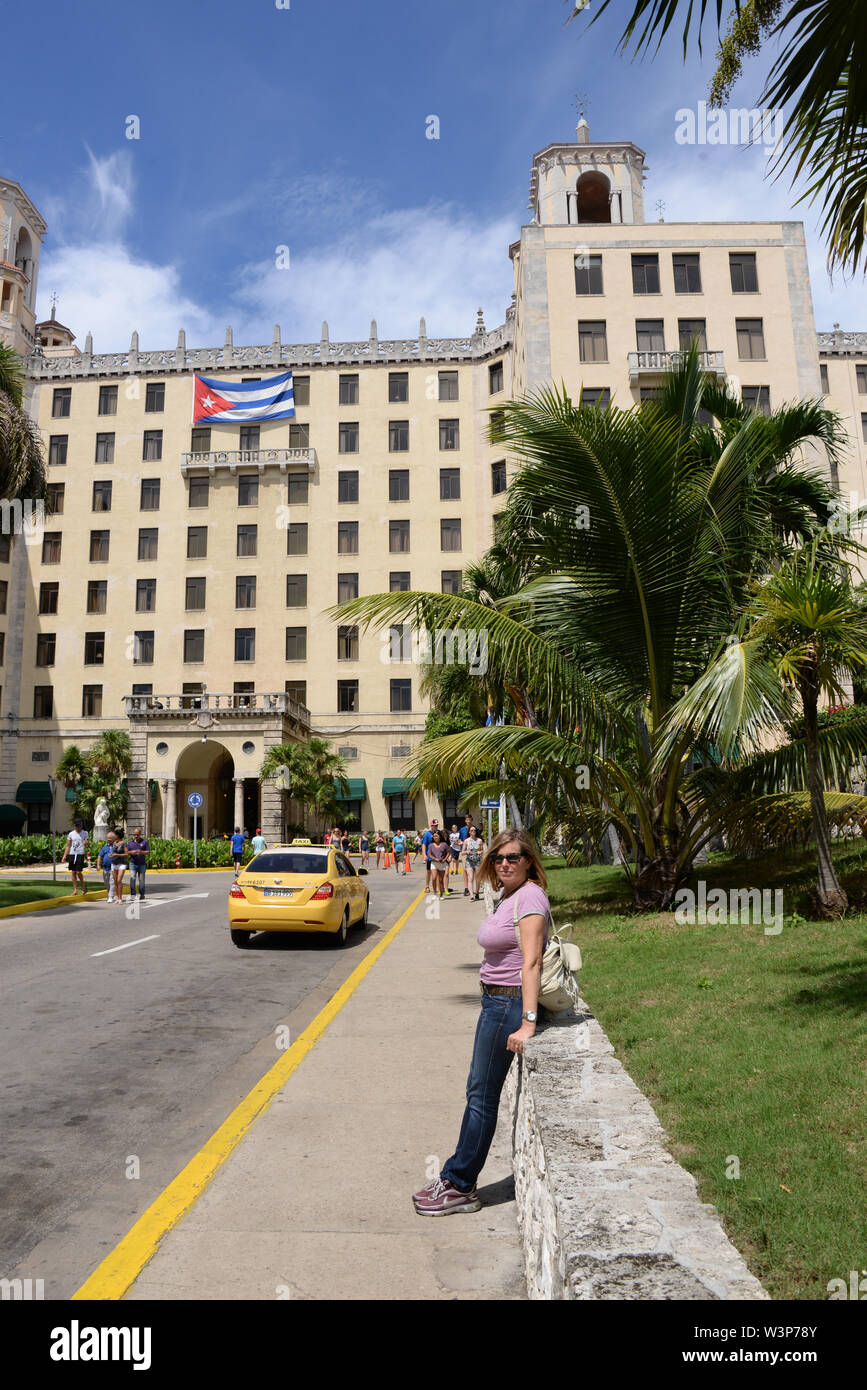 Amérique latine, des Caraïbes, de Cuba, de La Havane, Vedado, El Malecon, l'Hôtel Nacional Banque D'Images