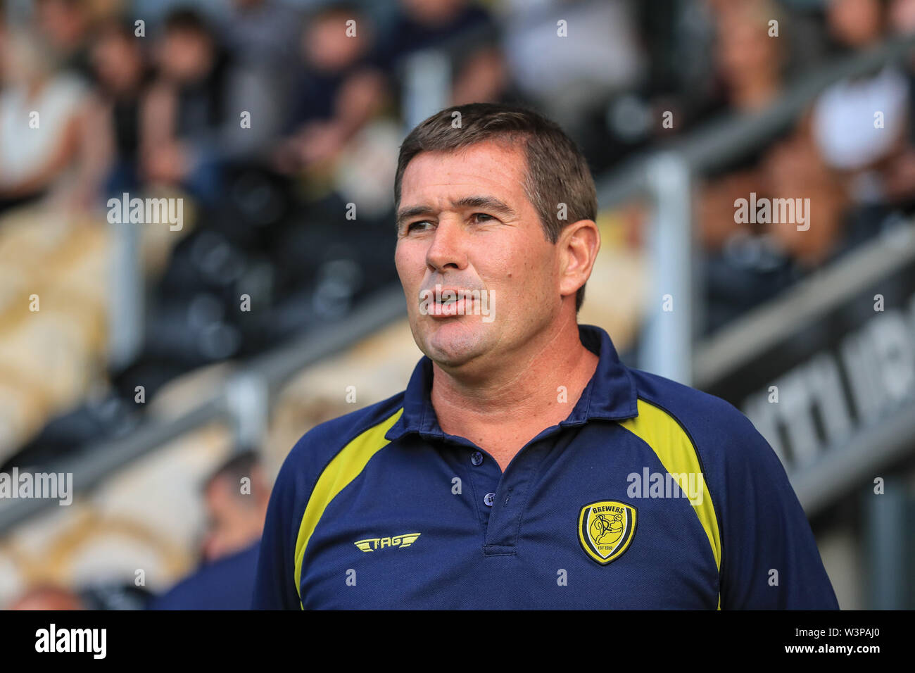 16 juillet 2019, Pirelli Stadium, Burton upon Trent, Angleterre ; amical d'avant saison, Burton Albion vs Sheffield United : Nigel Clough Manager de Burton Albion avant de kickoff Crédit : Mark Cosgrove/News Images images Ligue de football anglais sont soumis à licence DataCo Banque D'Images