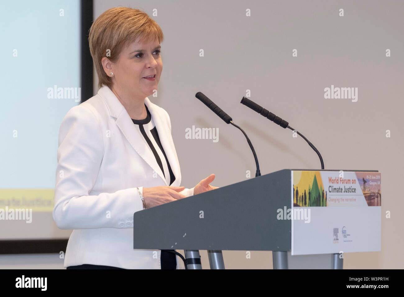 Conférence d'adressage de Nicola Sturgeon Banque D'Images Conférence d'adressage de Nicola Sturgeon Banque D'Images