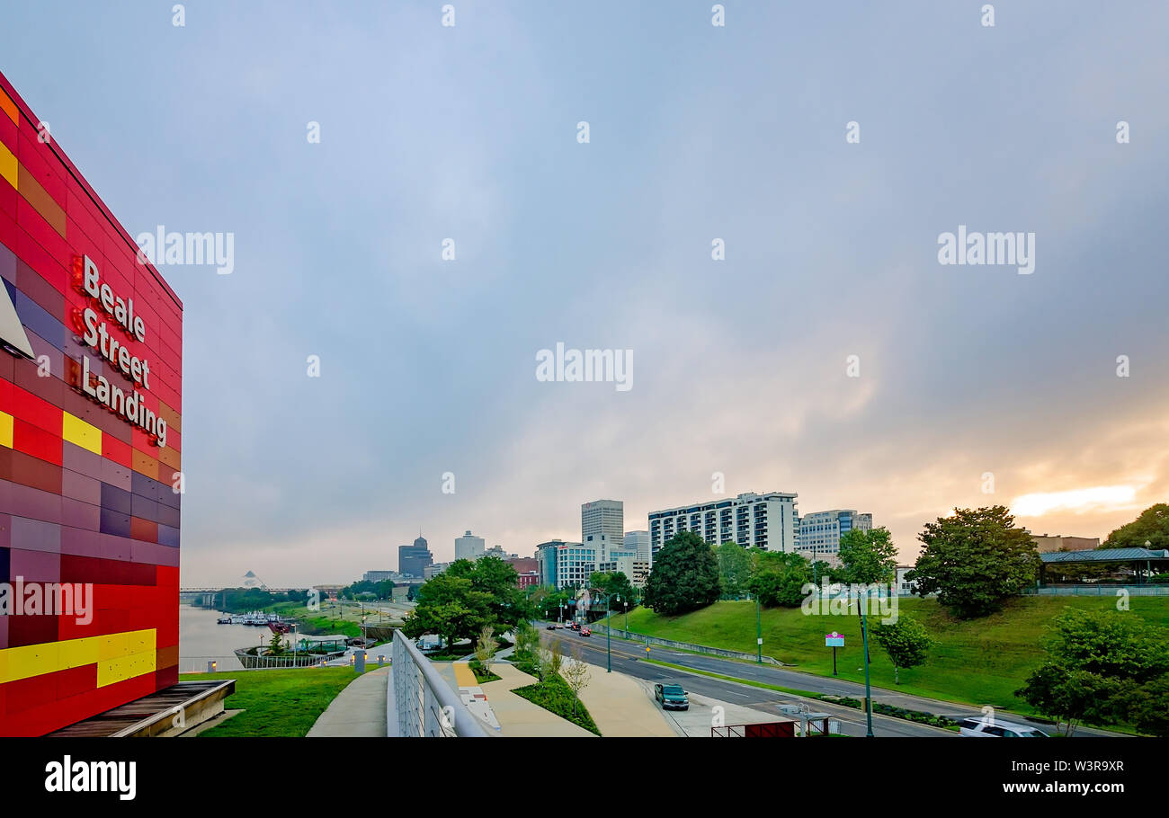 Beale Street Landing est représenté, le 6 septembre 2015, à Memphis, Tennessee. Banque D'Images Beale Street Landing est représenté, le 6 septembre 2015, à Memphis, Tennessee. Banque D'Images
