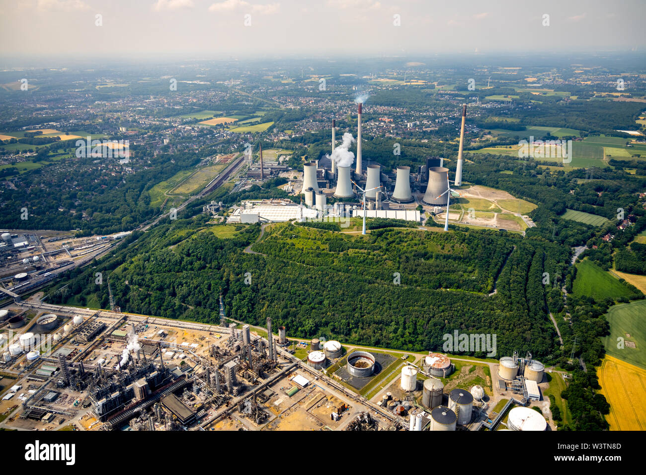Luftbild vom Kraftwerk Scholven, Uniper Kraftwerke GmbH à Gelsenkirchen im Ruhrgebiet im Land Nordrhein-Westfalen in Deutschland, M 0,8928240. Banque D'Images