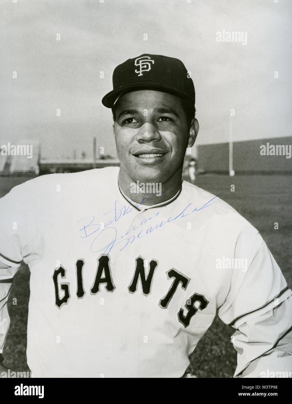 Photo autographiée de Juan Marichal star évoluant avec l'équipe de baseball des Giants de San Francisco dans les années 60. Banque D'Images