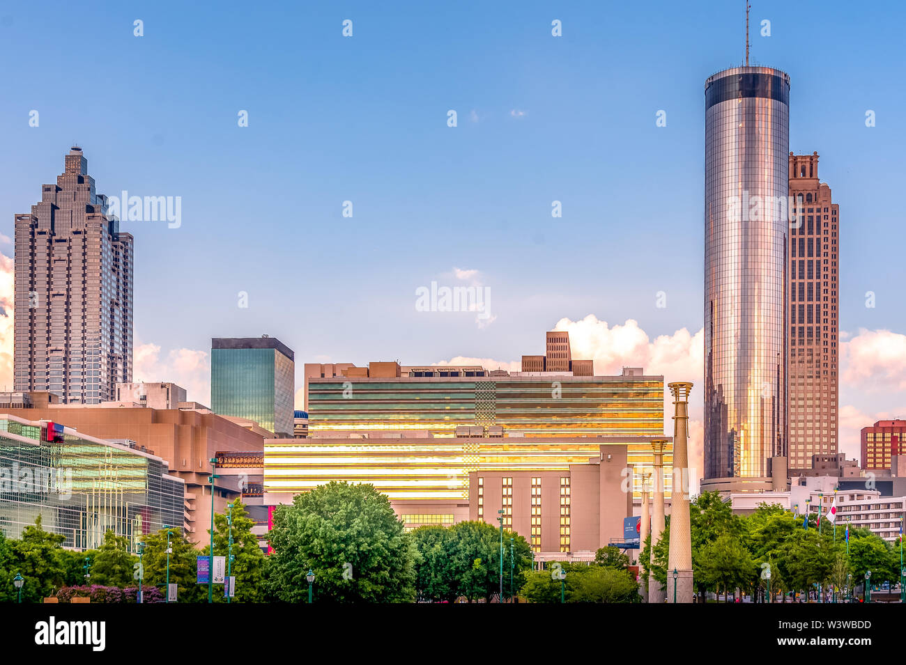 Coucher du soleil à Atlanta au Centennial Olympic Park Banque D'Images