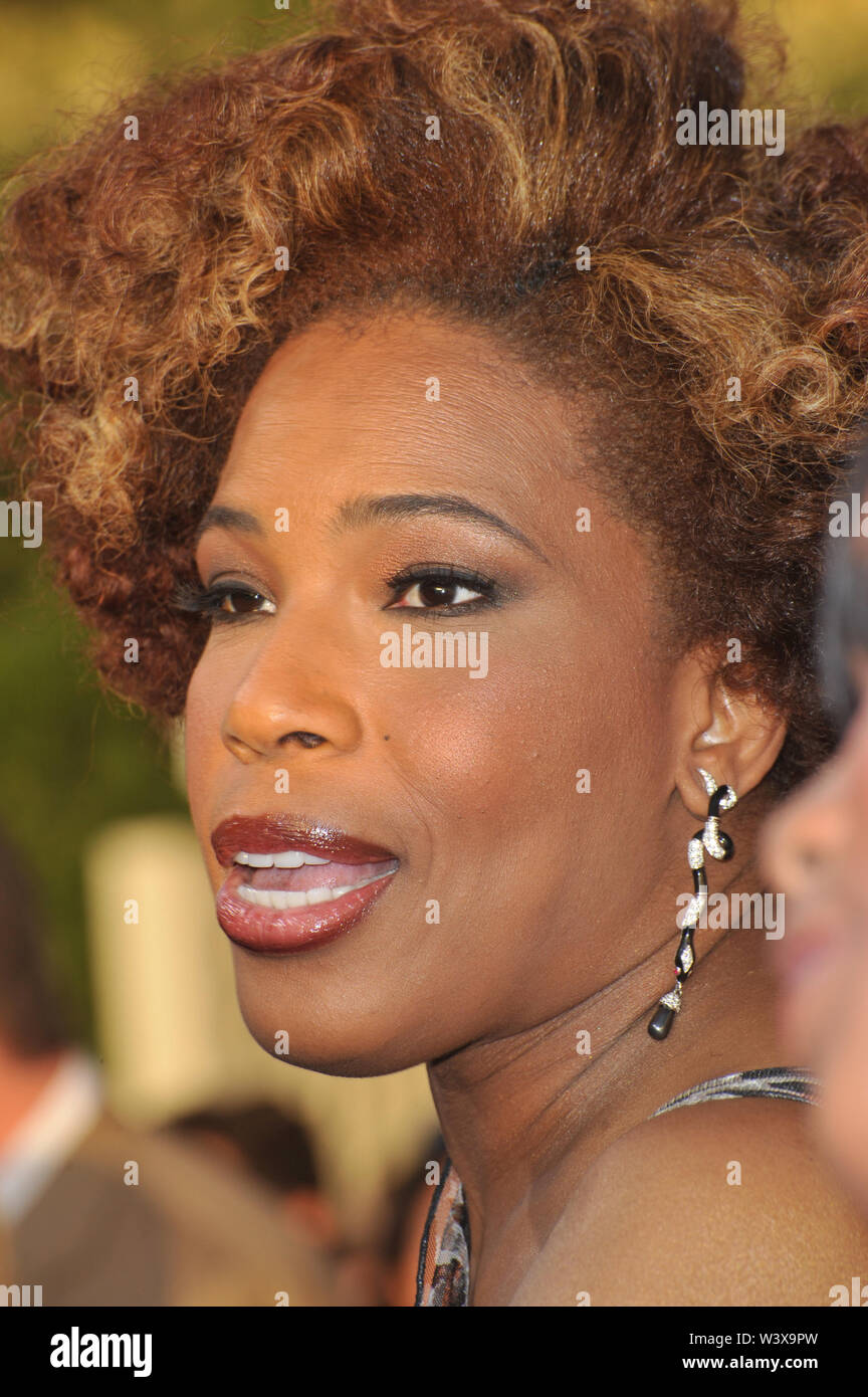 LOS ANGELES, CA. 02 juin 2010 : Macy Gray au Los Angeles premiere de 'Killers' au Dôme de Cinerama, Hollywood. © 2010 Paul Smith / Featureflash Banque D'Images
