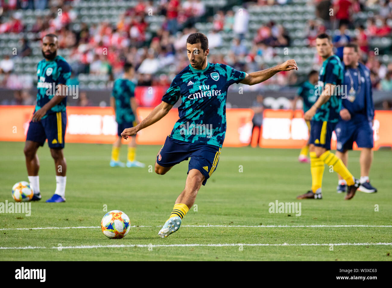 Los Angeles, USA. 17 juillet, 2019. Henrikh Mkhitaryan (7) contre le Bayern Munich en arborant la Coupe des Champions internationaux. Crédit : Ben Nichols/Alamy Live News Banque D'Images