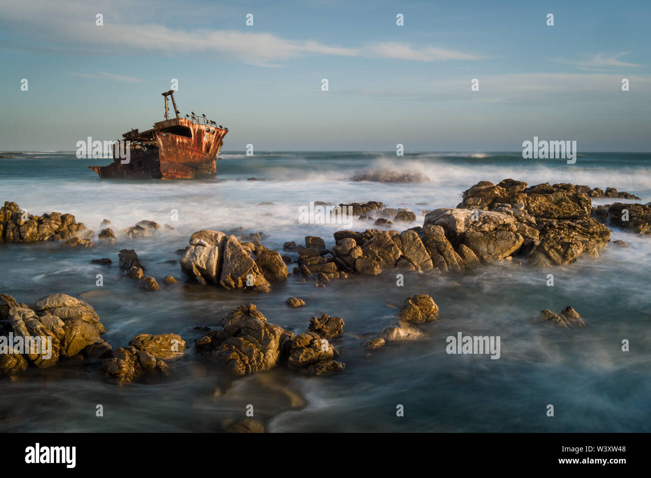 Cap des aiguilles est le point le plus au sud de l'Afrique où les océans Indien et Atlantique rencontrez, Parc National d'Agulhas, Cape Agulhas, Afrique du Sud Banque D'Images
