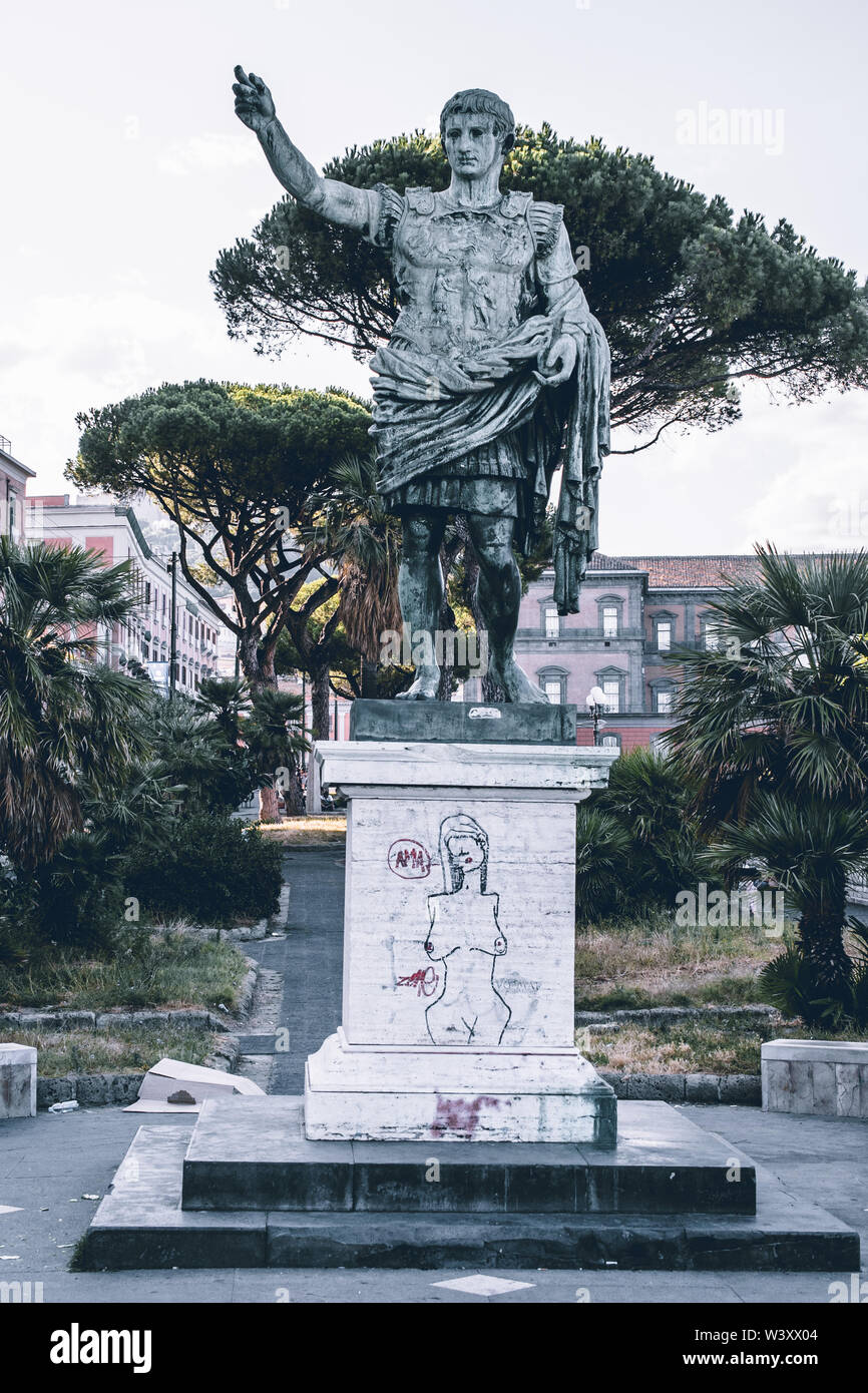 Monument à Napoli Banque D'Images