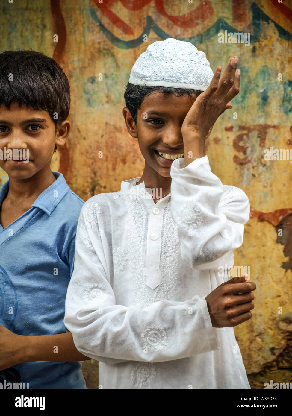 Portrait of smiling garçon musulman.Image prise à Amroha, Uttar Pradesh, Inde. sur l'été 2011 Banque D'Images