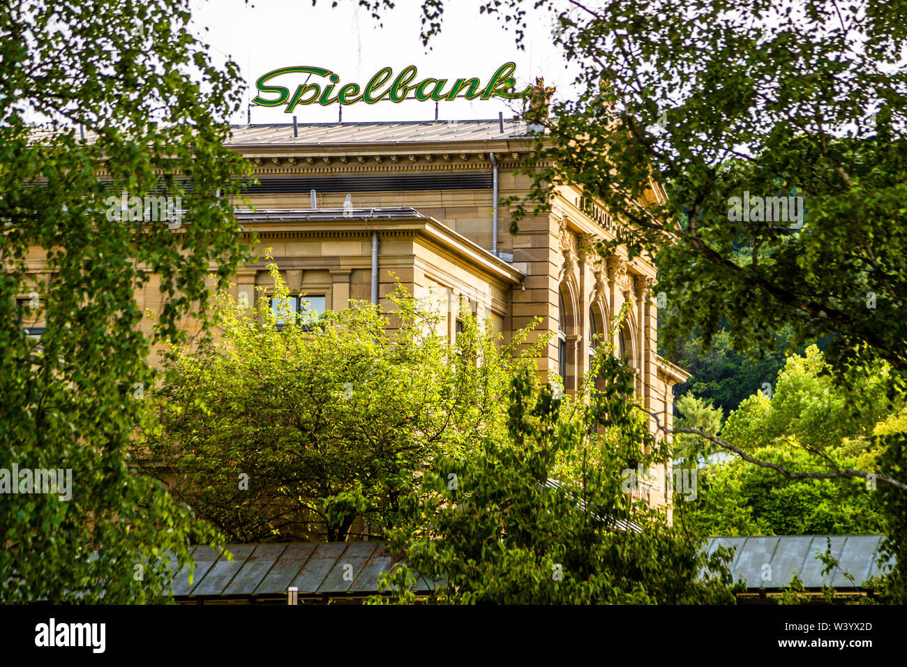 Le casino est maintenant situé dans l'ancien Luitpoldbad. Pour la diversion des clients du spa, qui ont souvent séjourné pendant de nombreuses semaines, les bains spa du monde comme Bad Kissingen ont également construit des casinos luxueux. Bad Kissingen, Allemagne Banque D'Images