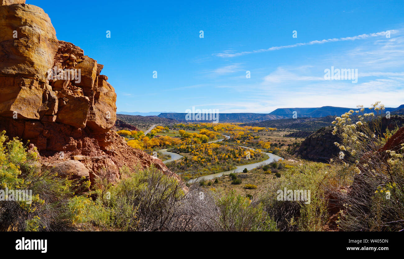 Les belles couleurs d'automne à Abiquiu Banque D'Images