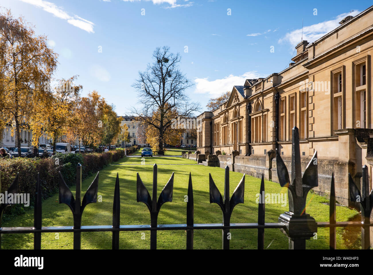 Vue de côté de l'Hôtel de ville de Cheltenham, Cheltenham, UK Banque D'Images