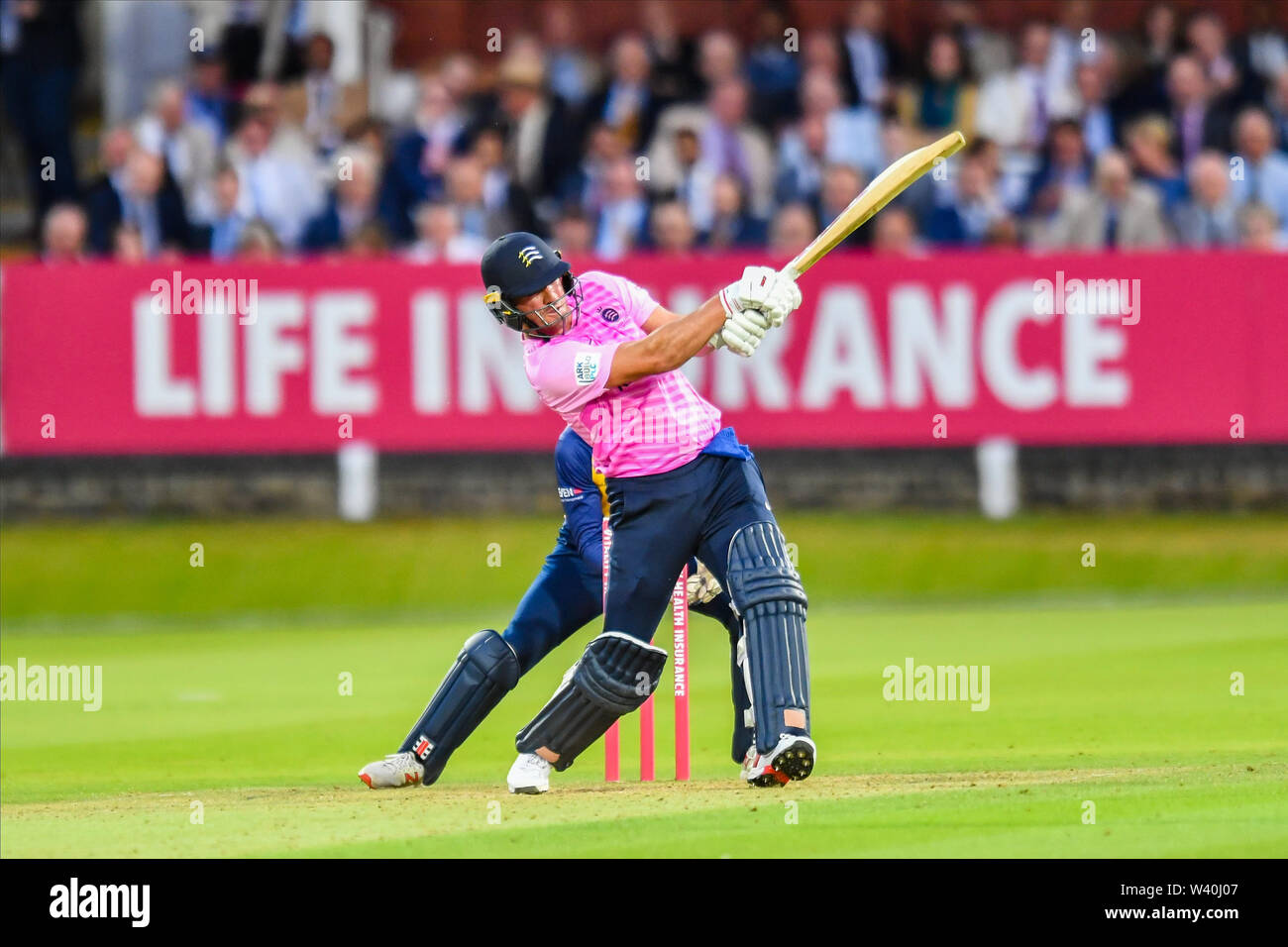 Londres, Royaume-Uni. Juil 18, 2019. John Simpson du Middlesex au cours T20 Middesex entre dispositif souffle de vitalité vs Essex Eagles à l'Éternel Cricket Ground le Jeudi, Juillet 18, 2019 à Londres en Angleterre. Credit : Taka G Wu/Alamy Live News Banque D'Images