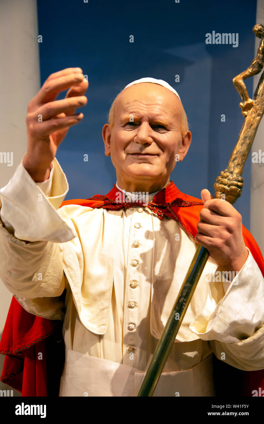 Le Pape Jean Paul II dans le musée Madame Tussauds de New York Banque D'Images Le Pape Jean Paul II dans le musée Madame Tussauds de New York Banque D'Images