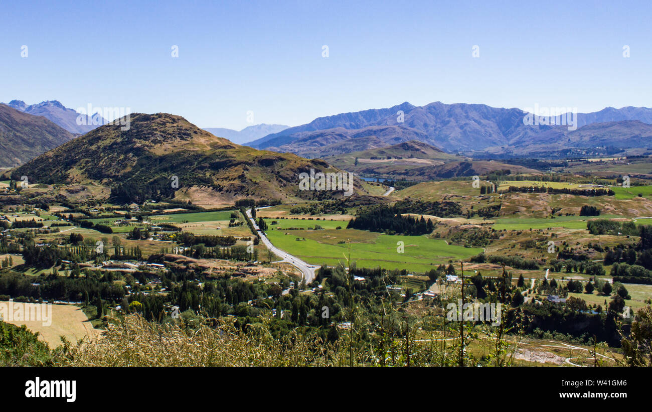 Les montagnes des Alpes du Sud, île du Sud Nouvelle-zélande en été Banque D'Images