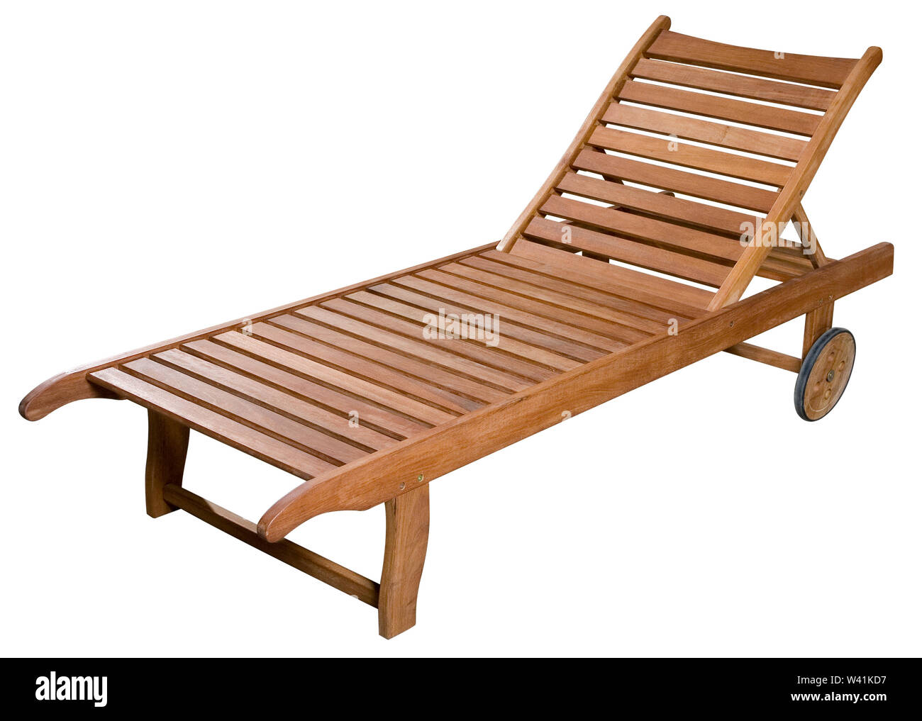 Chaise de terrasse en bois sur roues isolated on white with clipping path Banque D'Images