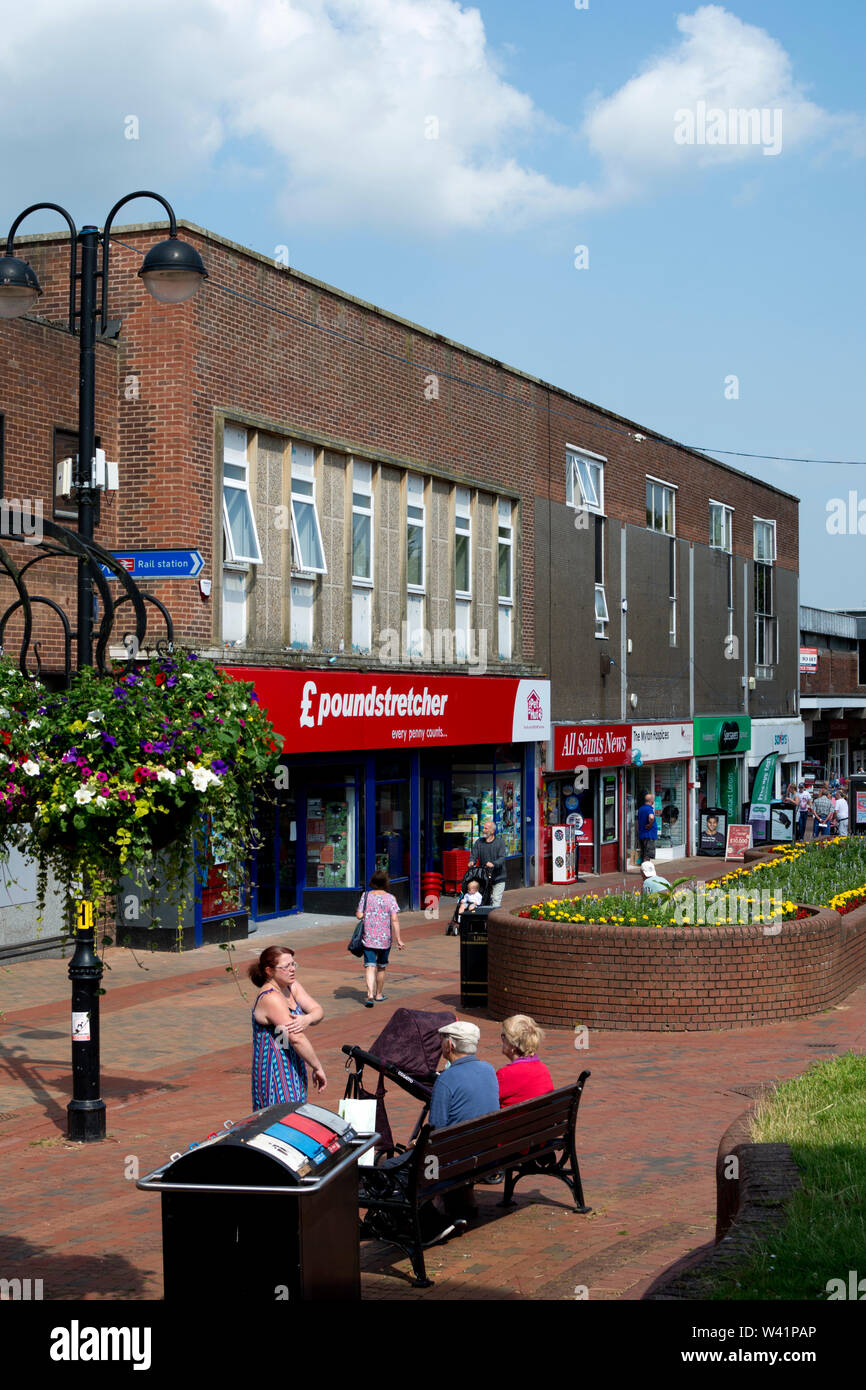 Tous les Saints Square, Bedworth, Warwickshire, England, UK Banque D'Images