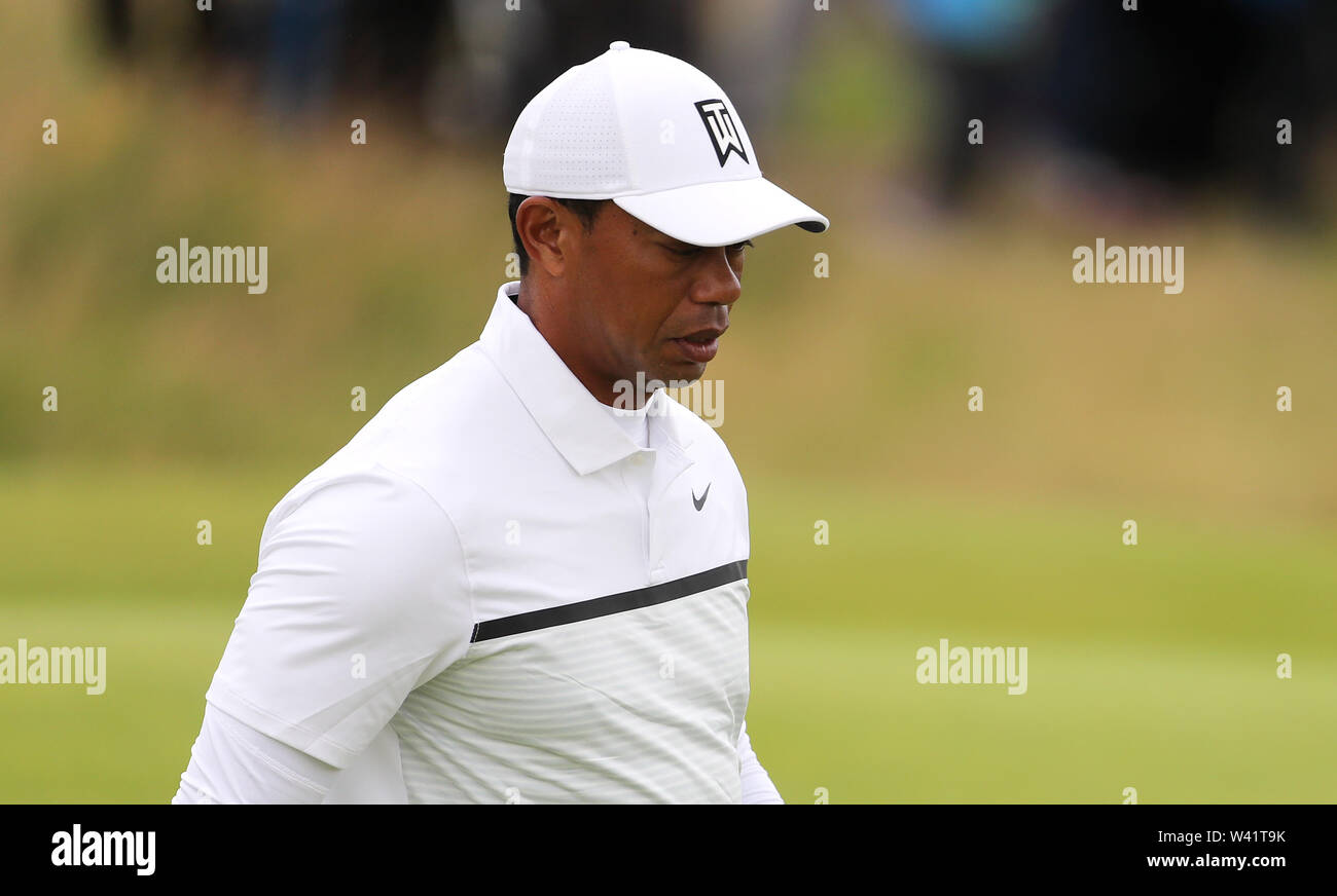 USA's Tiger Woods sur la 2e journée verte pendant deux de l'Open Championship 2019 au Club de golf Royal Portrush. Banque D'Images