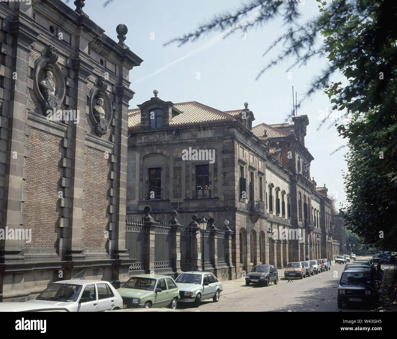 Parlement catalan- ANTIGUA RESIDENCIA DEL GOBERNADOR Y Museo de Arte Moderno. Auteur : PROSPER DE VERBOOM. Emplacement : PARLAMENTO DE CATALUÑA. Barcelone. L'ESPAGNE. Banque D'Images