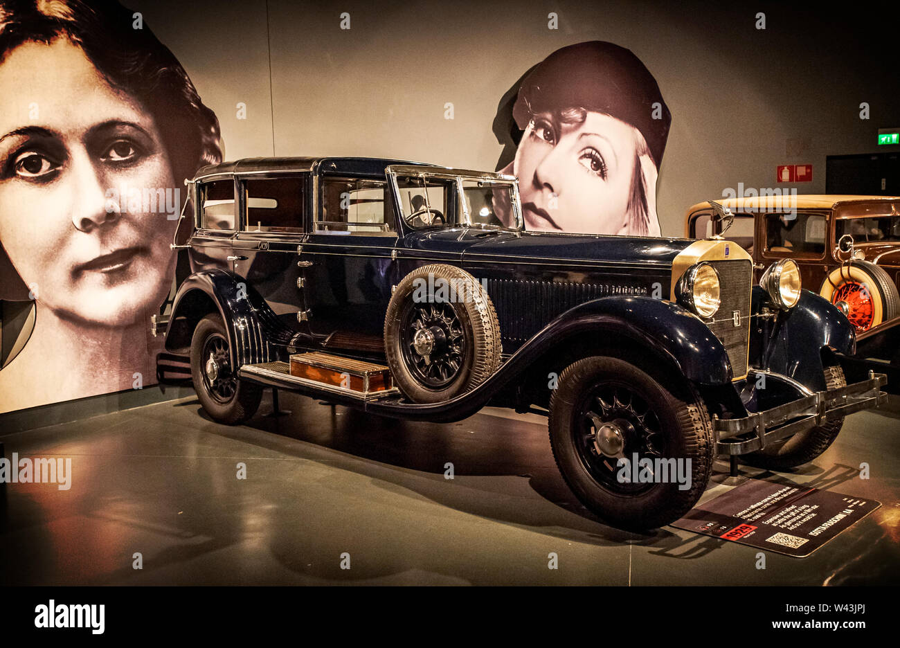 Italie Piémont Turin Museo dell' Automonbile Mauto Turin ( ) - Italie 1929 - Isotta Fraschini 8A - cher et raffiné comme il sied à un don d'un roi. Aussi enchanteur que une star de cinéma. Et ainsi il serait. Banque D'Images