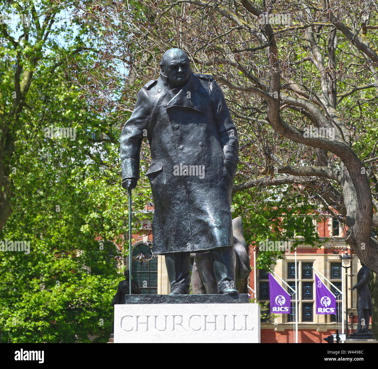 Paris, France - 22 mai 2016 : Statue de Winston Churchill, la place du Parlement, créé par Ivor Roberts-Jones. Banque D'Images