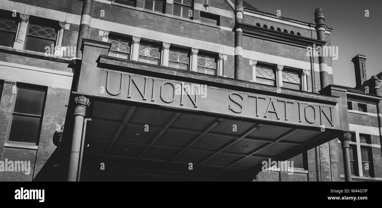 Close up of the Montgomery, AL, Union Station, avec des éléments néo-roman, construit en 1898, a été rénové pour encore te commerciale Banque D'Images