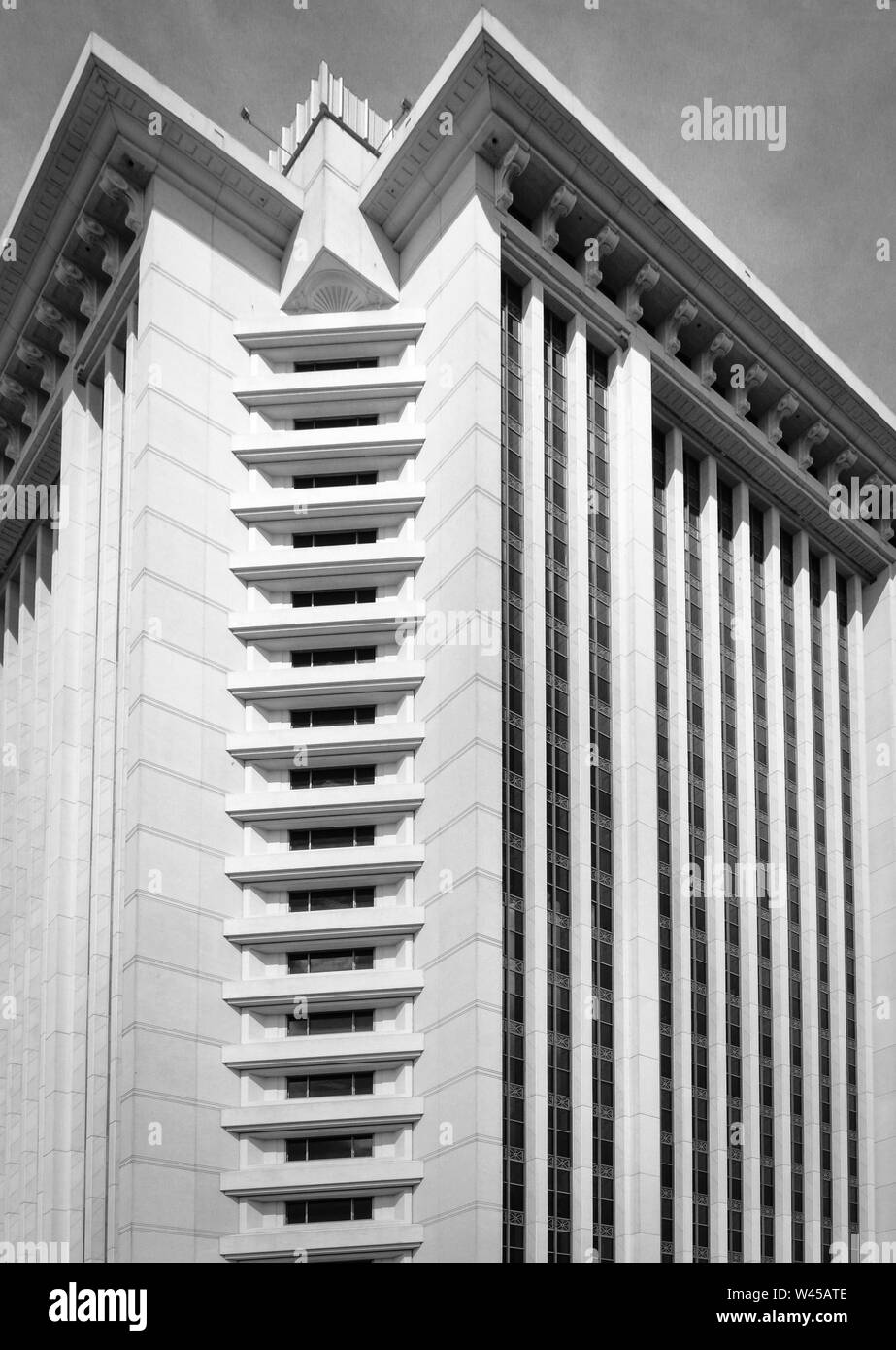 Un gros plan du RSA moderne complexe tour office building, le plus grand bâtiment à Montgomery, AL, États-Unis d'Amérique, en noir et whtie Banque D'Images