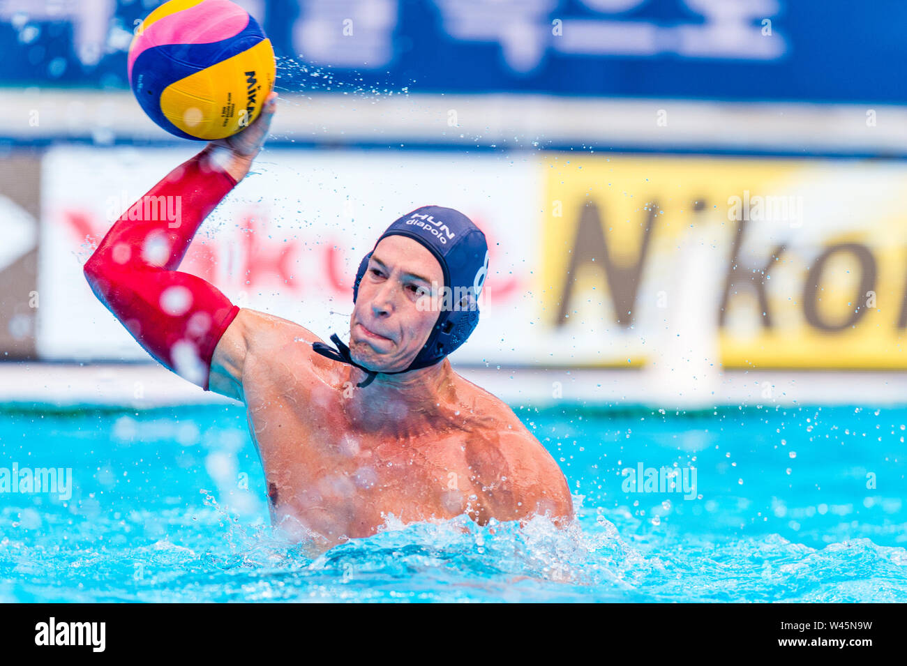 15 juillet 2019 Gwangju, Corée du Sud 18e Championnats du monde de la FINA 15-07-2019: WK water-polo: Nouvelle-Zélande v Hongrie: Gwangju #8 JANSIK Szilard (HUN) Gwangju Corée du Sud 15/07/2019 Waterpolo M6: Nouvelle-Zélande - Hongrie 18e Championnats du monde de la FINA Nambu University Grounds Banque D'Images