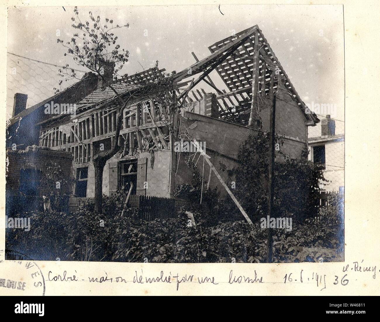 Corbie. maison démolie par une bombe. 16-06-15 - Fonds Berthelé - 49FI1871-36. Banque D'Images