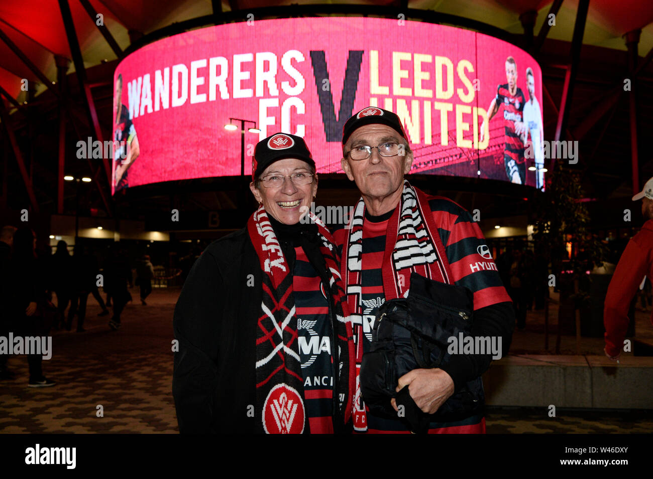 Bankwest Stadium, Sydney, Australie. 20 juillet, 2019. Match de football amical international, Western Sydney Wanderers FC contre Leeds United ; fans posent pour une photo au nouveau stade Bankwest : Action Crédit Plus Sport/Alamy Live News Banque D'Images