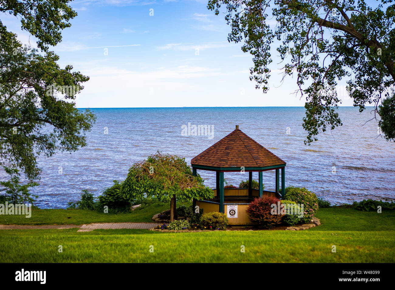 14 juin 2019 Lieux de voyage parc au bord du lac Ontario Kingsville caractéristique gazebo Banque D'Images