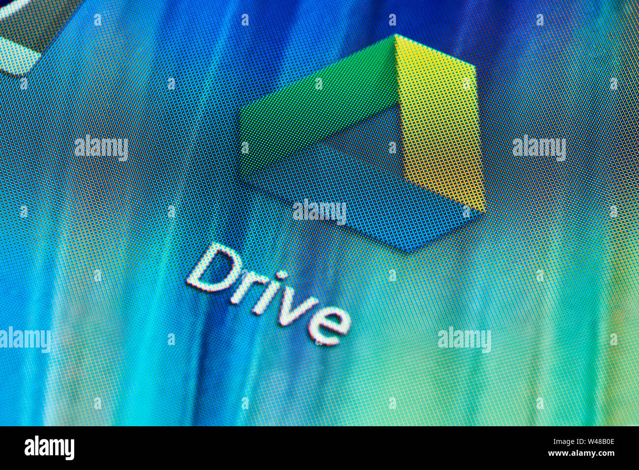 BUENOS AIRES, ARGENTINE - Juillet 19, 2019 : l'icône de l'application Google Drive sur téléphone mobile écran tactile (Android). Un plan macro. Banque D'Images