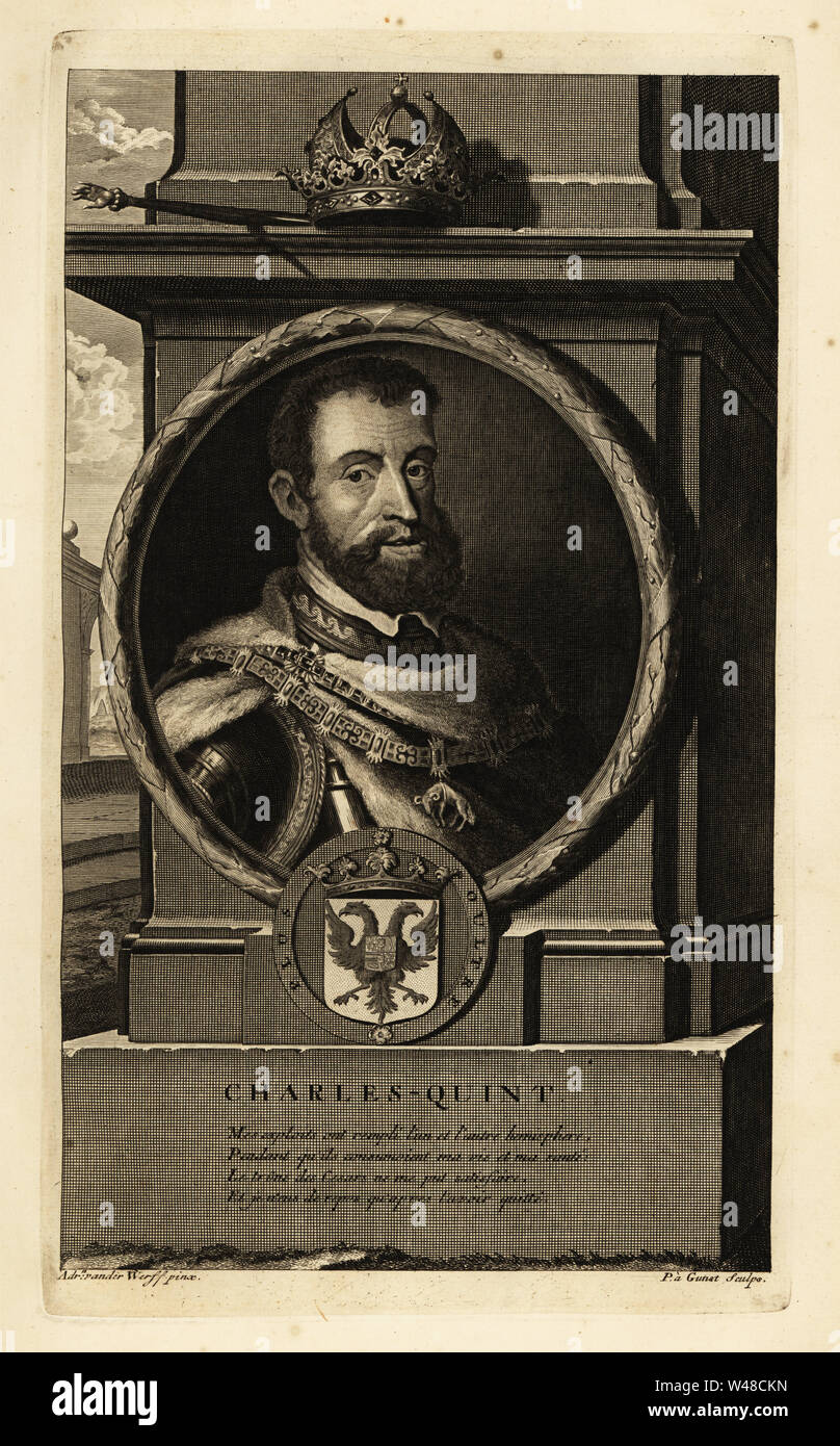 Portrait du roi Charles V, empereur romain saint, en armure plastron avec ordre de la Toison d'une décoration, couronne, sceptre et d'armoiries. Charles-Quint. La gravure sur cuivre par Pieter Stevens van Gunst après Adriaen van der Werff de Isaac de Larrey's Histoire d'Angleterre, d'Ecosse et d'Irlande, Reinier Leers, Rotterdam, 1713. Banque D'Images