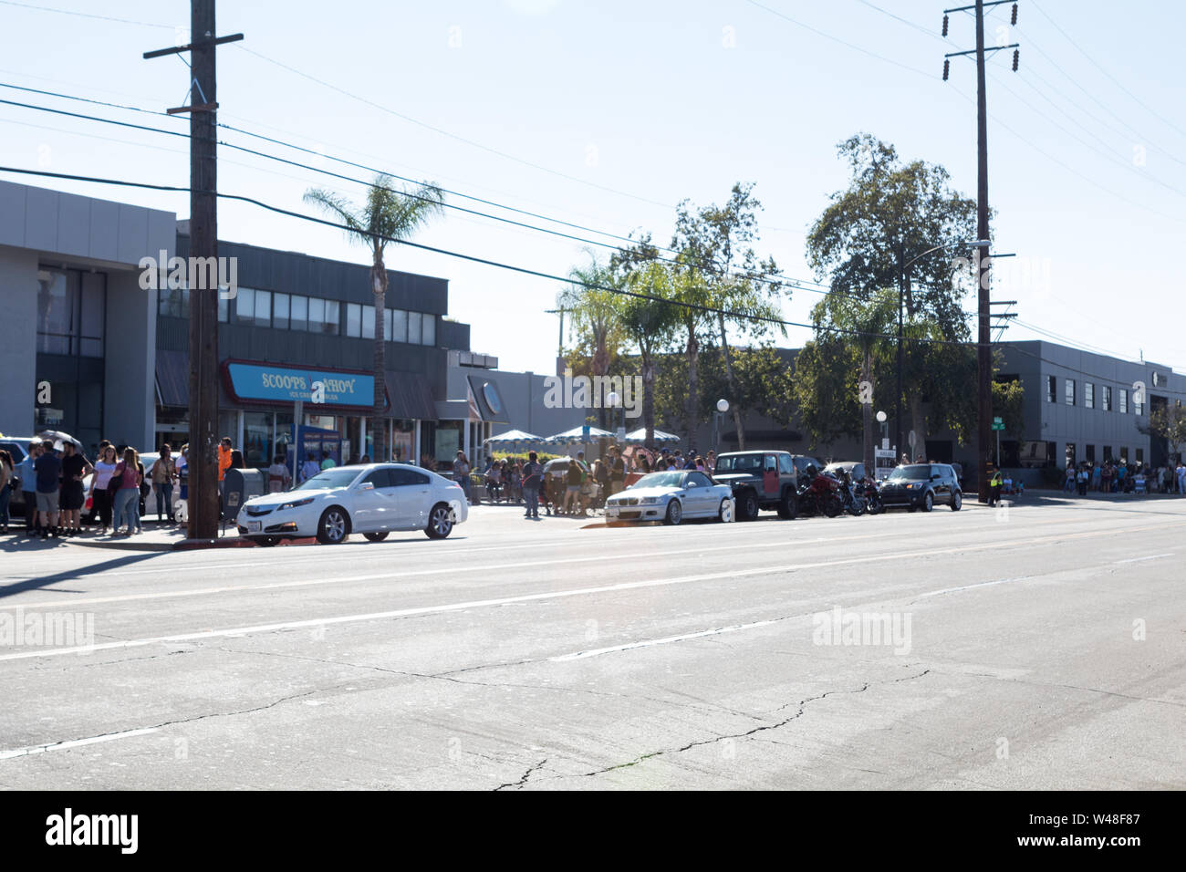 BURBANK, Californie, USA - 14 juillet 2019 : Saison 3 Netflix Stranger Things, boules de chocolat de Pop Up Store à Baskin Robbins sur leur dernier jour. Banque D'Images