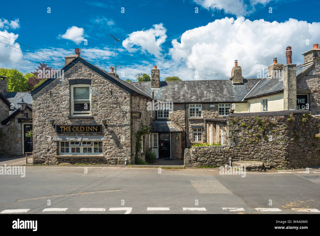 L'ancienne auberge, Widecombe dans la Lande, Dartmoor, dans le Devon, England, UK Banque D'Images