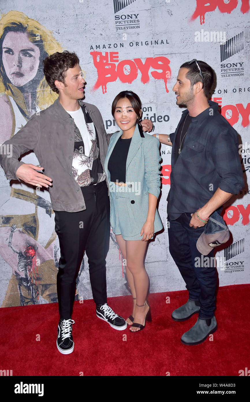 Films Et Séries Tv Avec Tomer Kapon Jack Quaid, Karen Fukuhara et Tomer Capon lors de la première mondiale de  l'Amazone Video TV série 'Les garçons' au San Diego Comic-Con 2019  International dans l'Amazone. San Diego, 19.07.2019 | Le