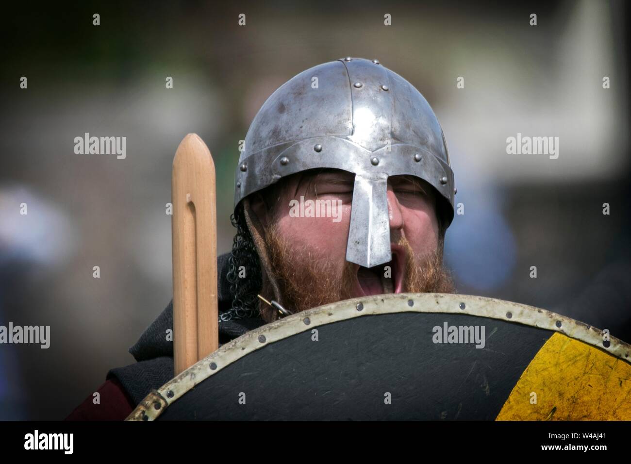 Heysham, Lancashire. 21 juillet 2019. Le Festival Viking fantastique avec une histoire vivante campement, parade, de reconstitution, exposition d'armes, de l'artisanat et la lutte contre la concurrence revient pour la quatrième année à Half Moon Bay, sur le front de Heysham dans le Lancashire. Credit : Cernan Elias/Alamy Live News Banque D'Images